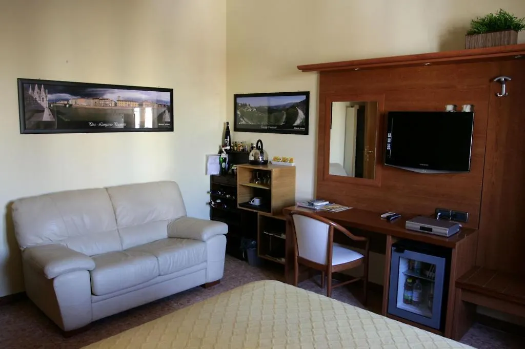 B&B Tuscany Gallery Pisa Bed & Breakfast
