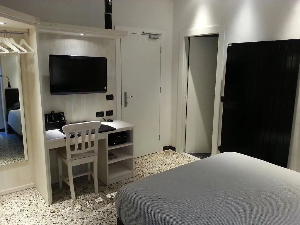 B&B Tuscany Gallery Pisa